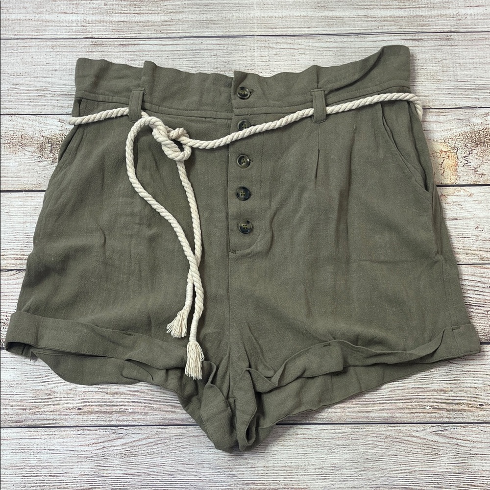 Mahina Linen Blend Rope Belt High Waist Button Fly Shorts Like New Large